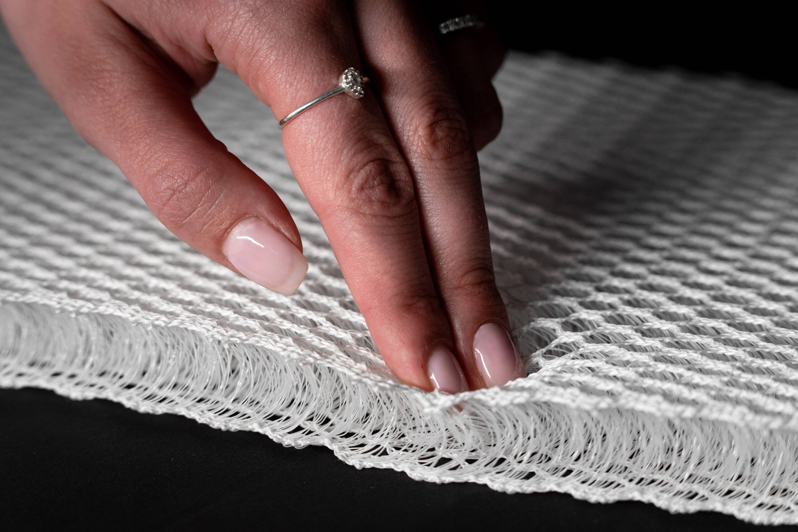 3D mesh fabric compression test Matnext Airflow 3D Mesh spacer fabric 20mm